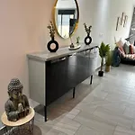 Lumineux A Disneyland Apartment *